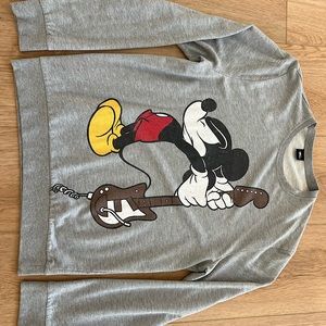 Mickey Mouse Disney guitar crew neck sweater mens large